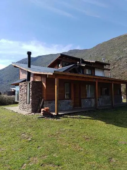 El Hoyo,  Chacra Con Casa Costa De Río, Usd 260 Mil (antes 320 Mil)