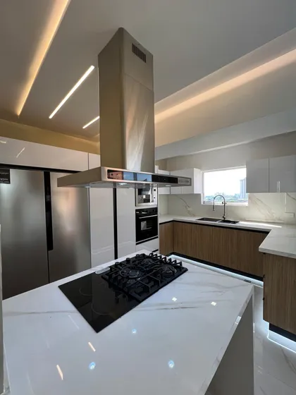 Moderno Apartamento De Lujo En Alquiler O Venta 