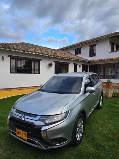 Mitsubishi Outlander Kaiteki 2.4