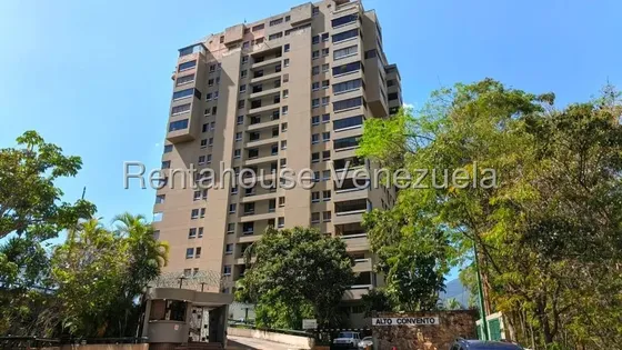 Venta De Apartamento Ph En El Marques 307 M2 4 Hab 4 Baños 3 Puestos / Hairol Gutierrez 26-14234