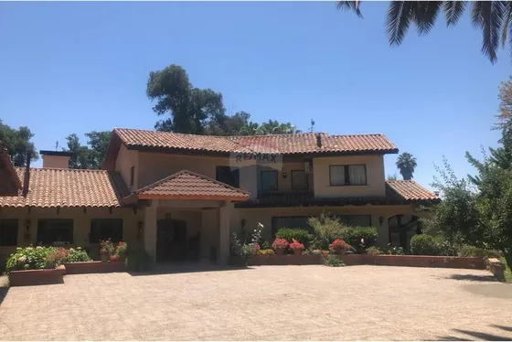 Espectacular Casa En Parcela Nos