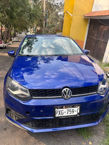 Volkswagen Polo 1.6 Comfortline Plus Mt
