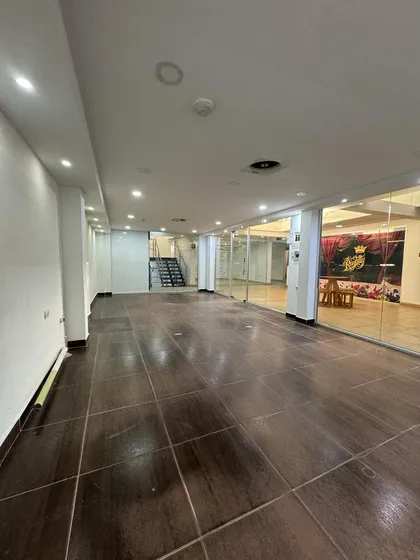 Alquiler Local Barrio Obrero En Centro Comercial Jmus 