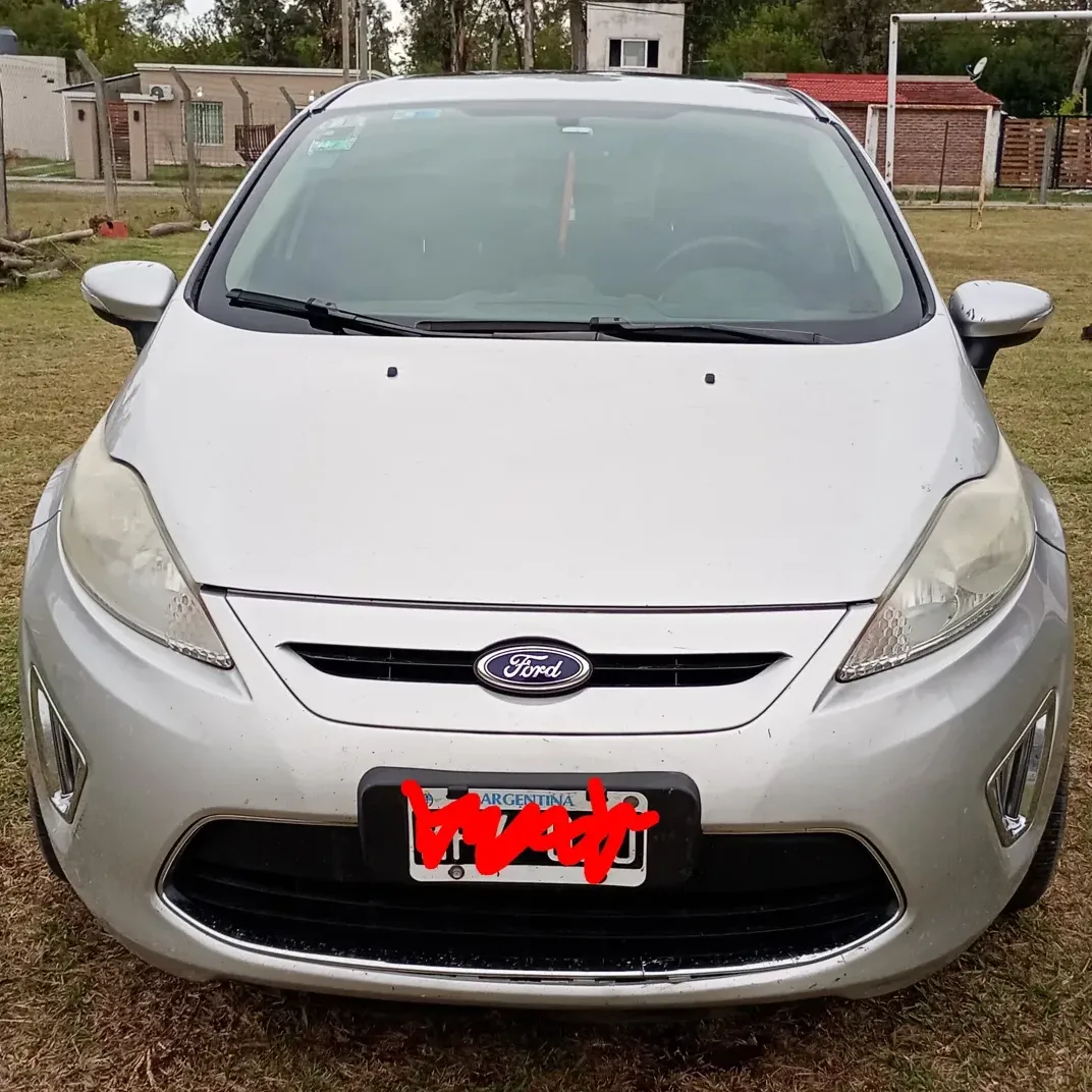 Ford Fiesta Kinetic 1.6 Design 120cv Titanium