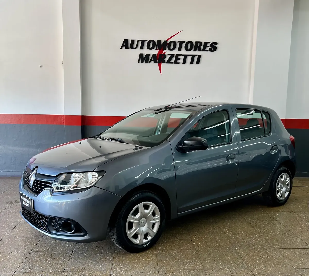 Renault Sandero 1.6 Expression Pack 90cv5289849423980236816