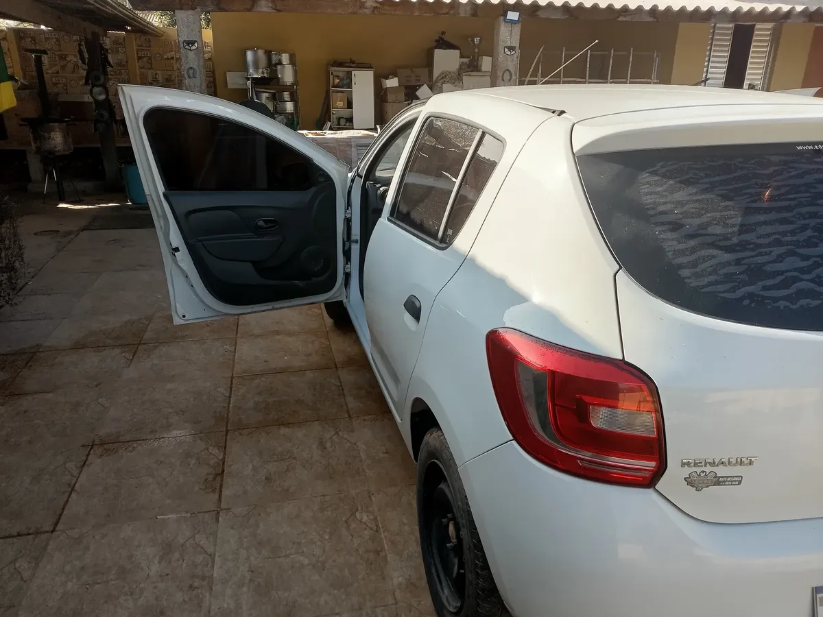 Renault Sandero 2018 1.0 12v Authentique Sce 5p — foto 4