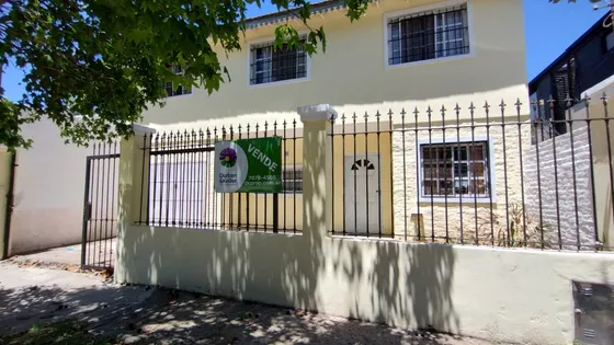 Terreno En Venta Con Casa A Demoler O Reciclar Completamente En Beccar