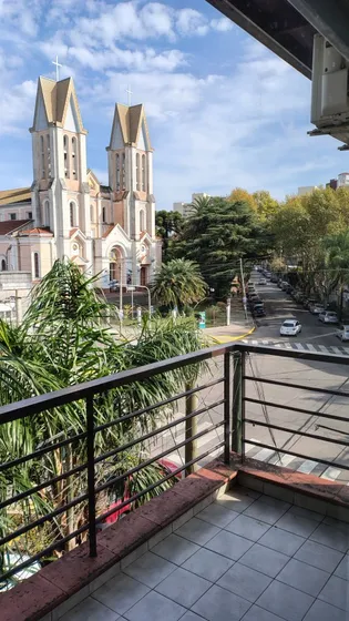 Luminoso Y Amplio Monoambiente En Bernal Centro