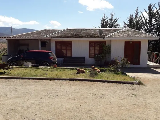 Arriendo Casa En Condominio Cercano A Illapel (empresas).