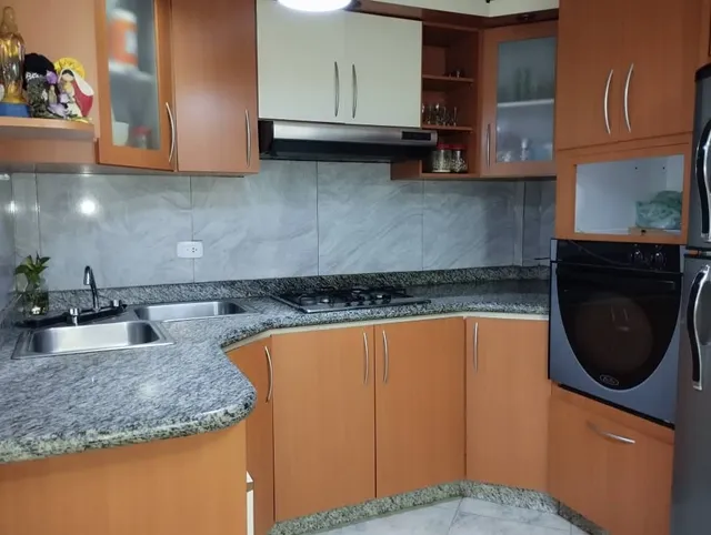 En Venta Town House Ubicado En Urbanizacion Villa Jardin San Diego. St
