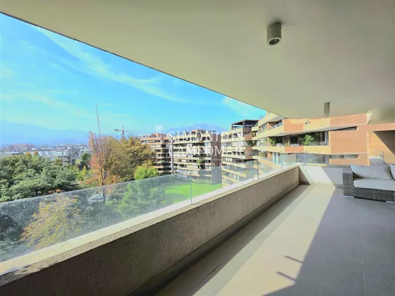 Departamento En Venta De 3 Dorm. En Lo Barnechea, La Dehesa