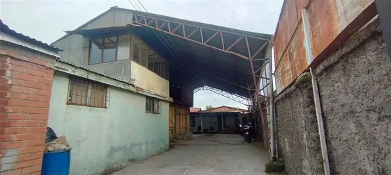 Venta Local Comercial Amplio Terreno 