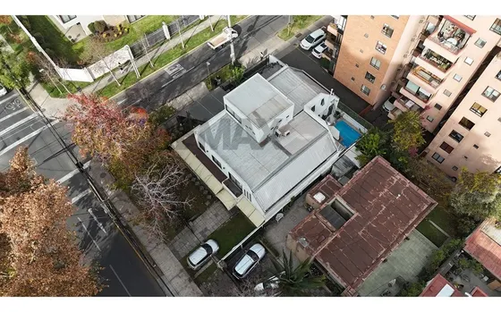 Única Para Vivienda Y Actividad Comercial.