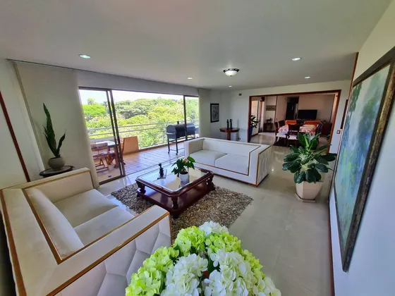 Venta De Apartamento Con Vista Panorámico Ciudad Jardín Sur De Cali