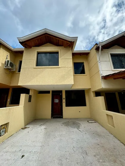 Lh Se Vende Casa En Obra Blanca En Las Acacias 
