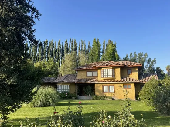 Parcela De Agrado, Laguna De Aculeo... 1 Hora De Santiago