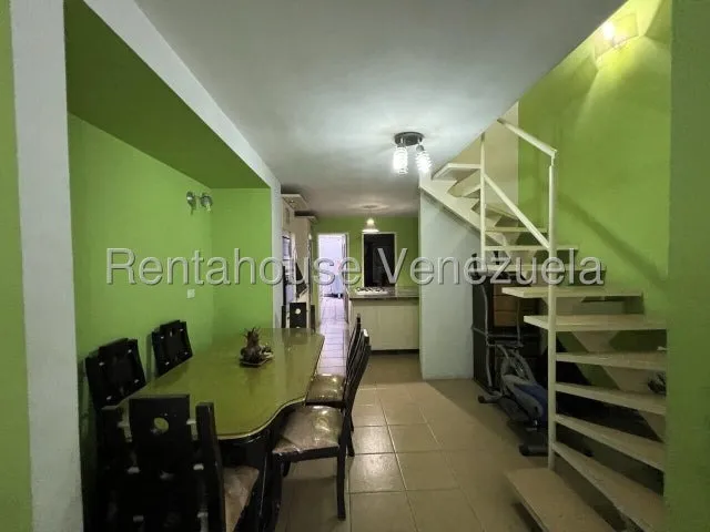 Naudy Escalona Asesor Inmobiliario De Rentahouse Vende Fabulosa Casa En Zona Av. Ribereña Cabudare