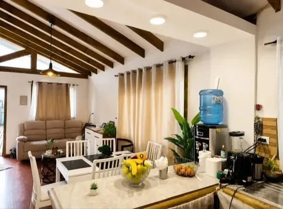 Venta De Casa Tipo Cabaña En Quisco Centro