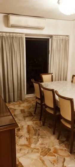 Luminoso Esquina Vista Libre Cocina Y Baños Nuevos Para Entrar Y Usar Directamente Pintado Hace 1 Año. Placares Grandes.