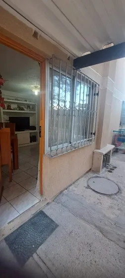 Departamento En Venta De 2 Dorm. En La Florida A Min Del Met