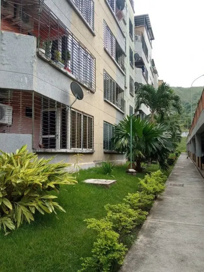 Cr Vende Apto,san Diego. Paso Real. Núcleo 4. Piso 3