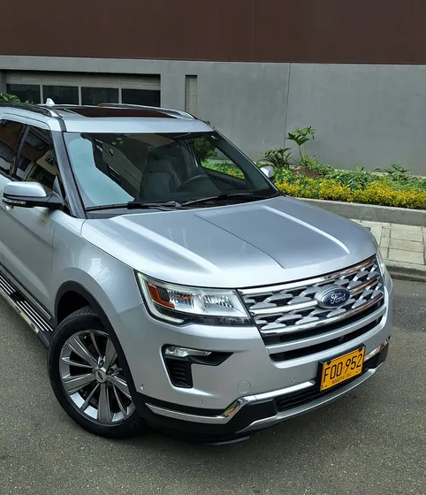 Ford Explorer 2.3 Limited 4x4