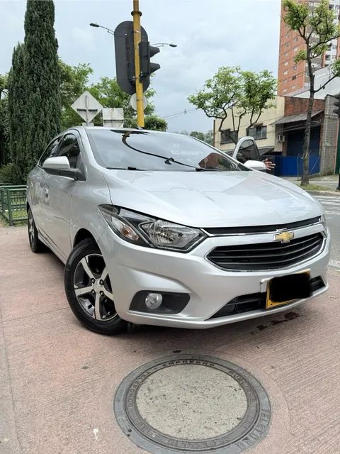 Chevrolet Onix 1.4 Ltz 4 P