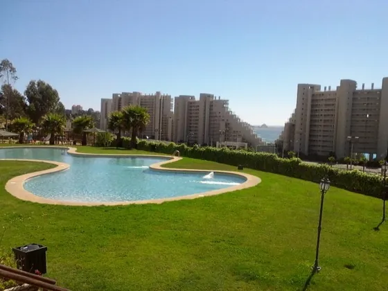Venta Departamento 4 Dormitorios, 3 Baños, 2 Est. Y Bodega 