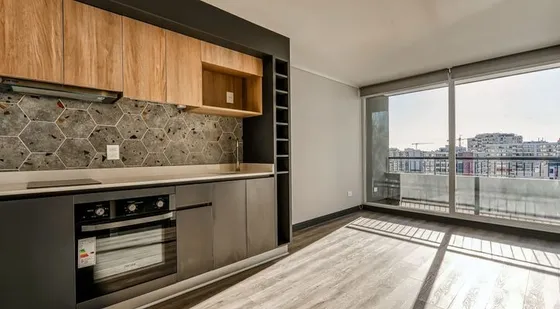 Arriendo De Departamento En Ñuñoa. 1 Dormitorio, 1 Baño.