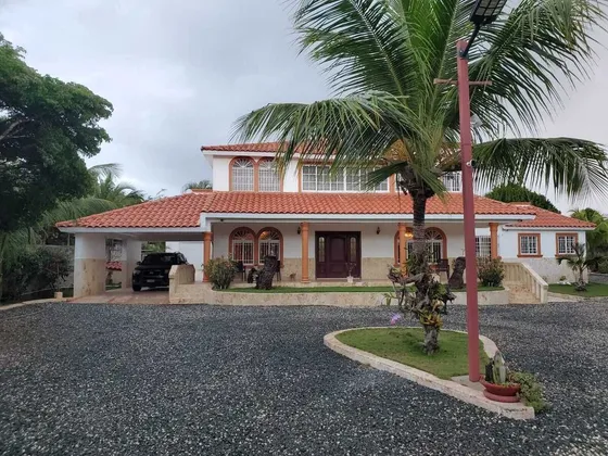Villa Vacacional En Cumayasa Zona Este. Entre Juan Dolió Y La Romana.