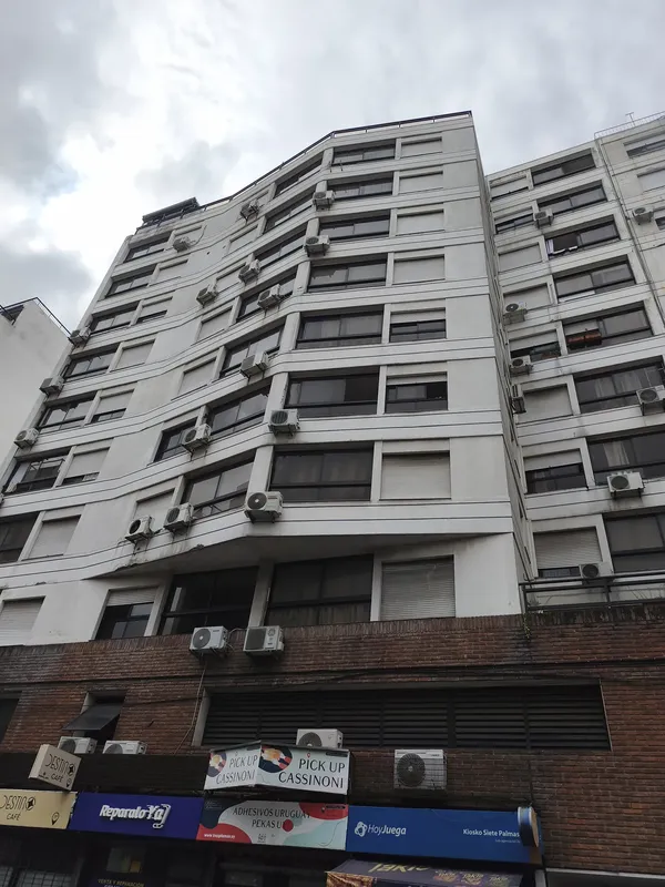 Oportunidad!!! Monoambiente En Tres Cruces · Foto 1