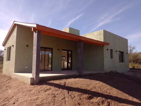 Casa En Venta En Arroyo De Los Patos- Oportunidad Imperdible K106ap- 