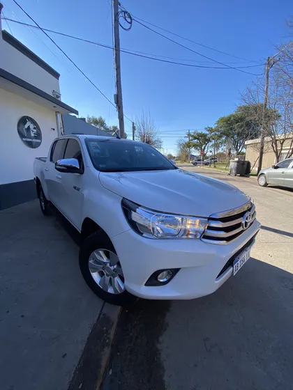 Toyota Hilux Pick-up 2.8 Cd Srv 177cv 4x4 At