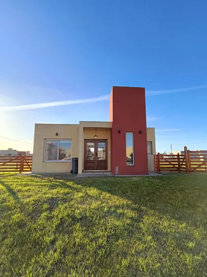 Casa En Pedregales De San Vicente