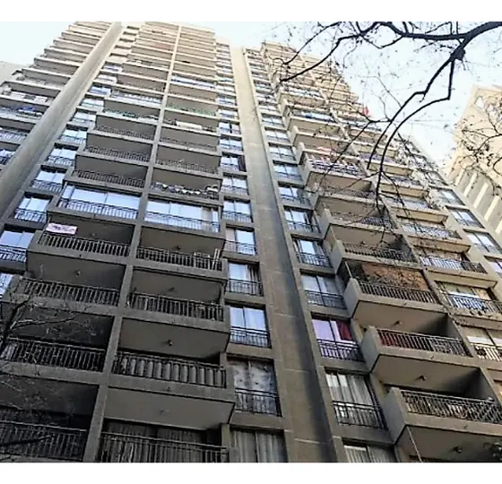 Departamento En Venta De 2 Dorm. En Santiago