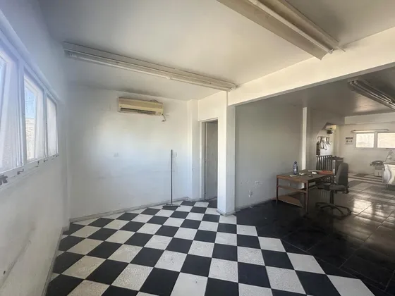 Venta Galpón Con Local Y Oficina Piñeyro Avellaneda