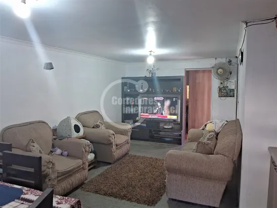 Casa En Venta De 4 Dorm. En La Reina