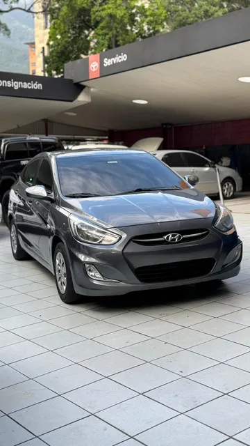 Hyundai Accent Sedan