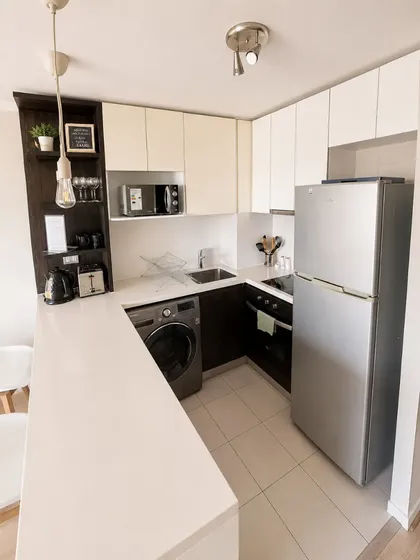 Moderno Departamento En Las Condes Con Terraza Norte