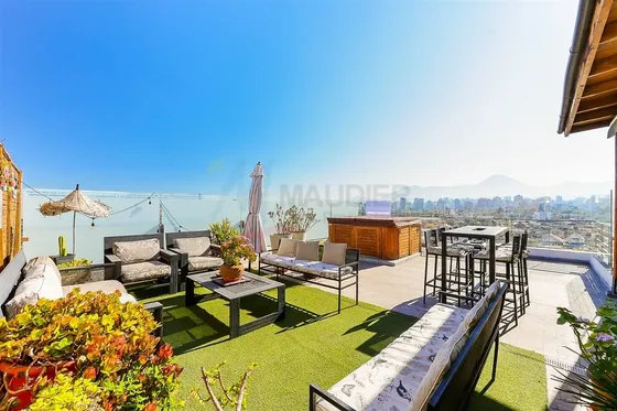 Departamento En Venta De 3 Dorm. En Las Condes