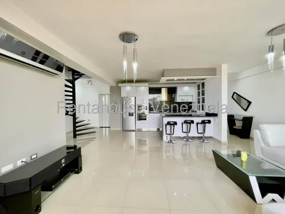 Rentahouse Maracay Alquila Apartamento Totalmente Remodelado En San Jacinto Rah 25-23970