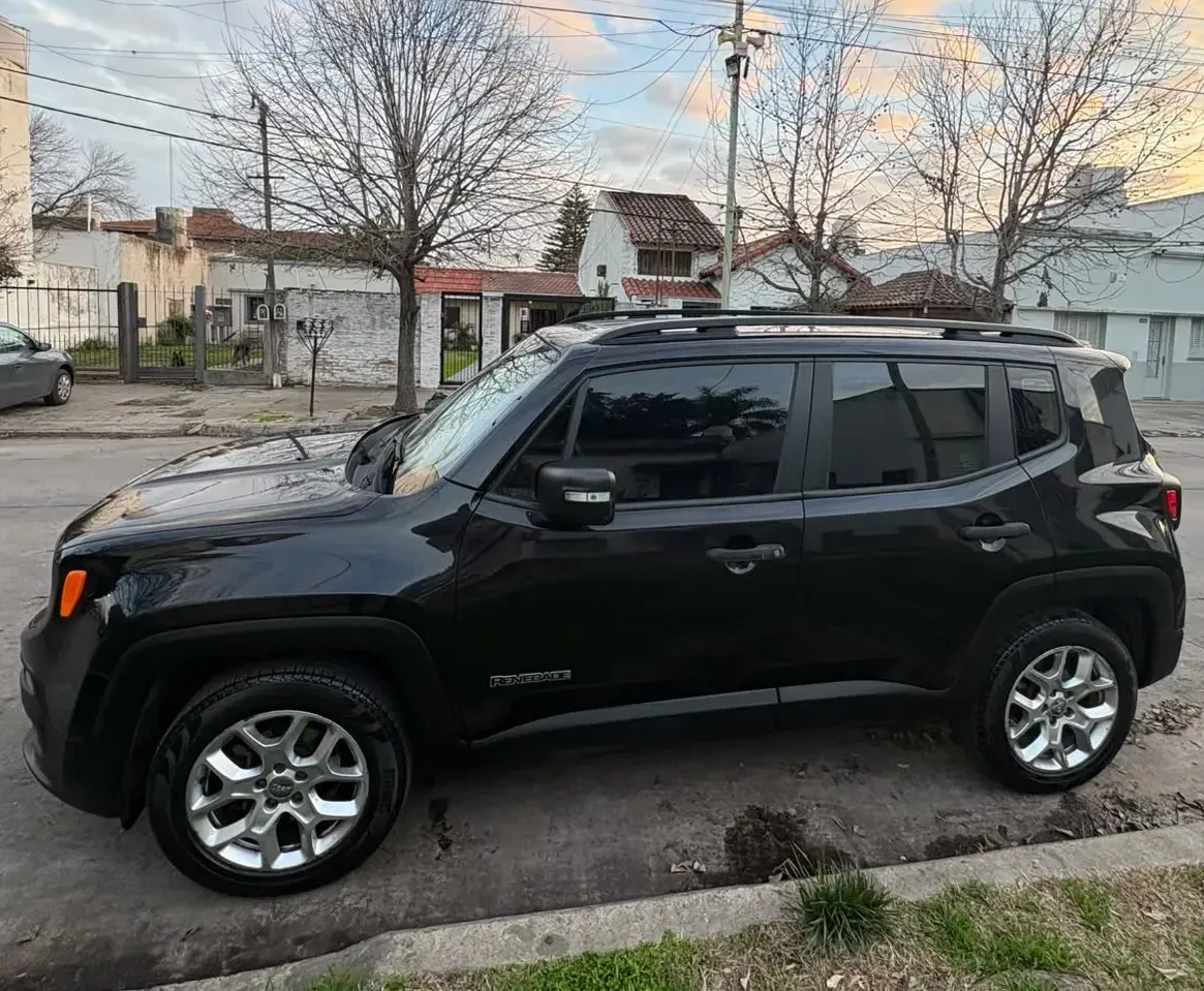Jeep Renegade 1.8 Sport Plus
