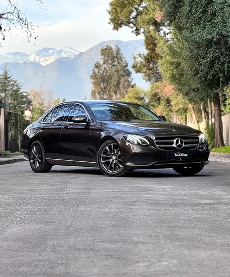 Mercedes-benz E 2.0 200 At