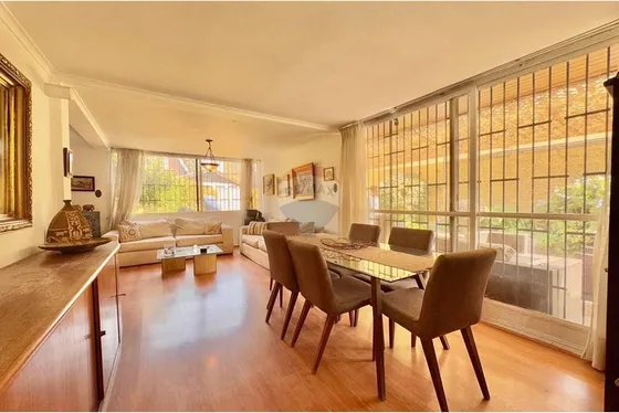 Los Domínicos, Casa En Venta, 400 M2 Terreno