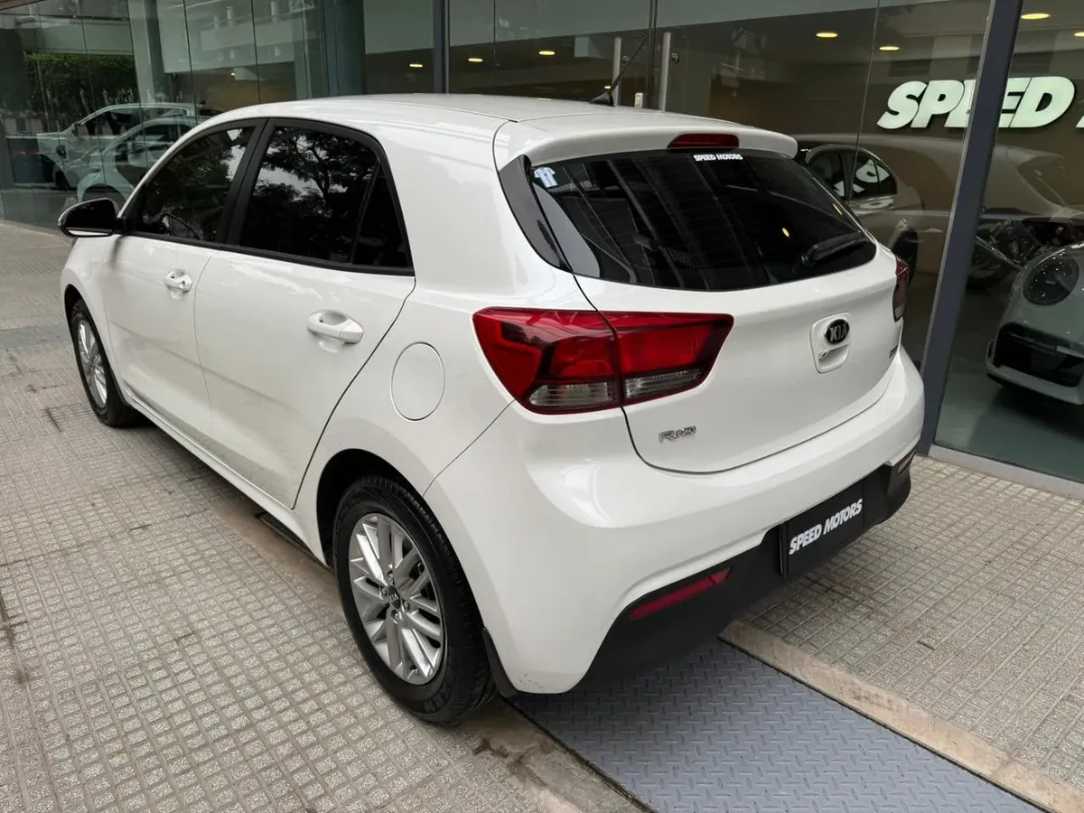 Miniatura 6