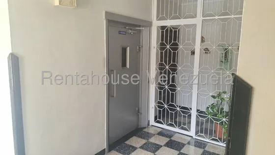 Apartamento En Venta Los Dos Caminos Mls #25-15353