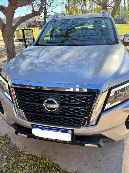 Nissan Frontier 2.3 Xe Cd 4x4 Mt