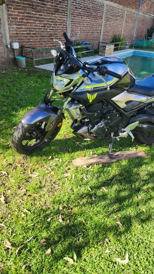 Yamaha Mt 03