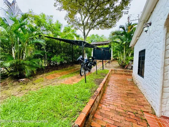 Casa En  Vereda Chimbi(melgar) Rah Co: 25-1605