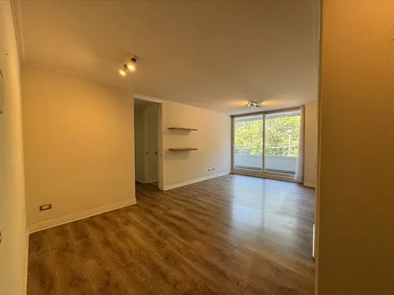 Departamento En Venta De 2 Dorm 2b En La Florida